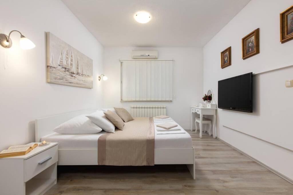 Villa Lipovac Trogir Dış mekan fotoğraf