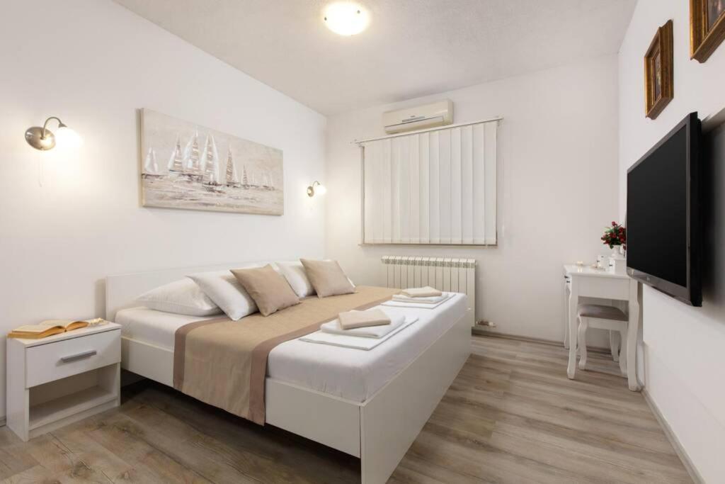 Villa Lipovac Trogir Dış mekan fotoğraf